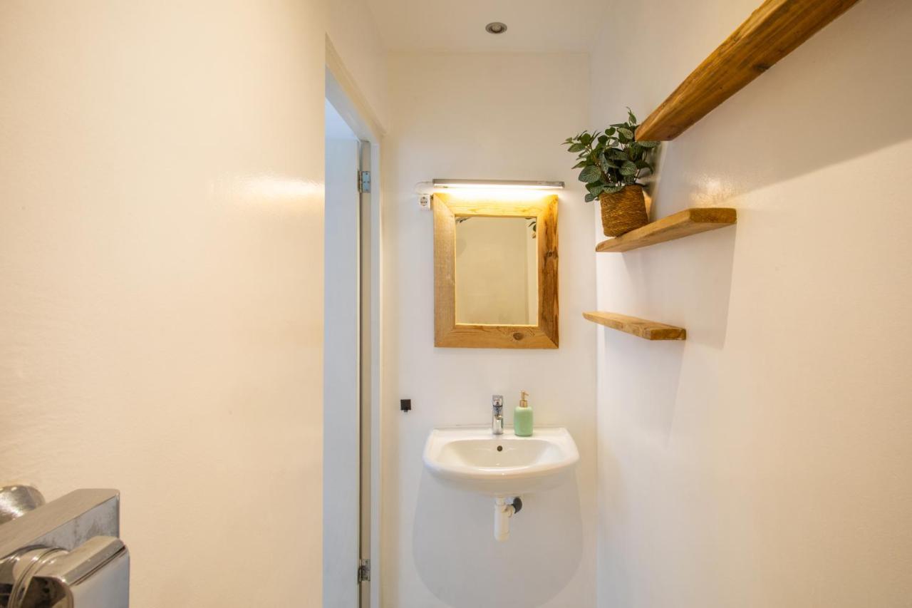 Two-Bedroom Apartment,1394310236:JPEG