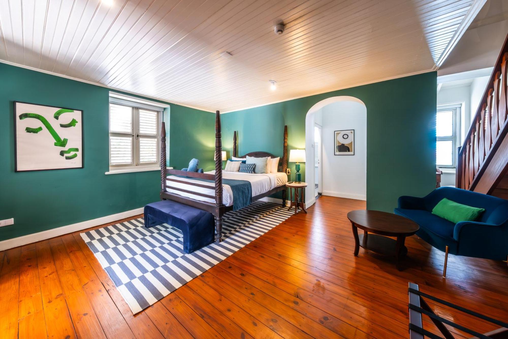 Themed Suites